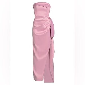 $595 Nicholas the Label
Erelyn Satin Strapless Gown size 4